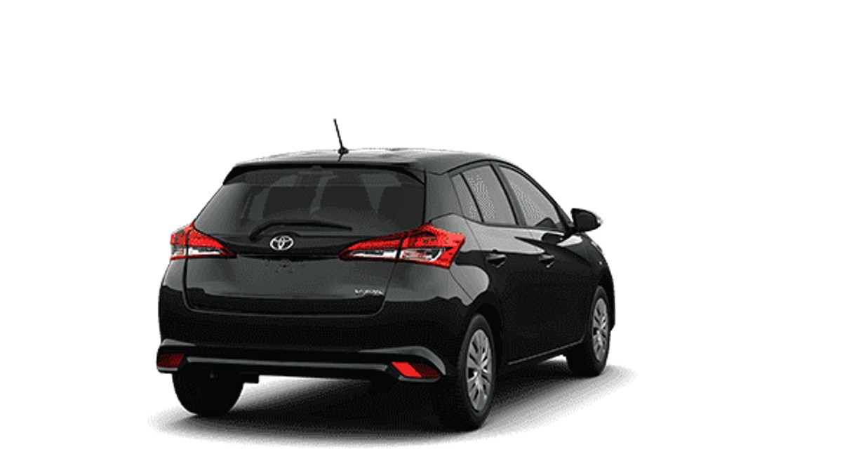 Queridinho da Toyota custa menos de R$ 60 mil e oferece porta-malas de 310 litros