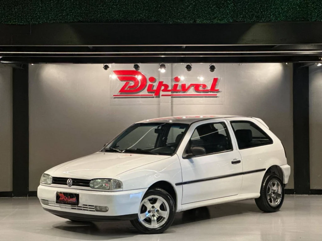 Gol bolinha de R$ 11.900 faz até 14,2 km/l e traz câmbio manual de cinco marchas