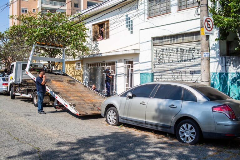 Confira como não ter seu carro rebocado após sair da concessionária.
