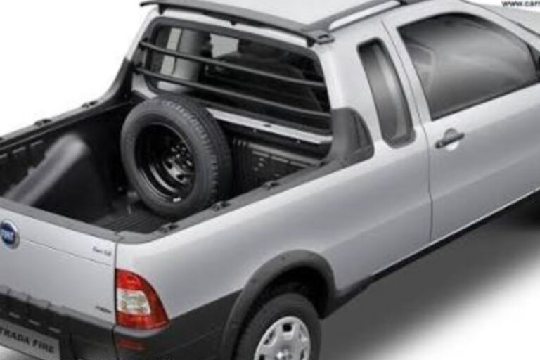 Fiat Strada encara 700 mil km de trabalho pesado sem abrir o motor
