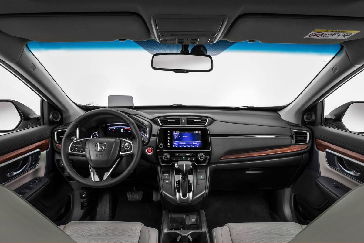 Interior do Honda CR-V Touring 2018