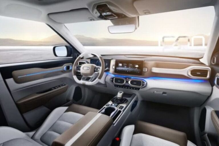 Geely Icon já começou a ser comercializado na Argentina e preço chama atenção.