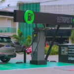Procura por eletropostos dispara 309% e brasileiros já buscam até franquias de recarga elétrica