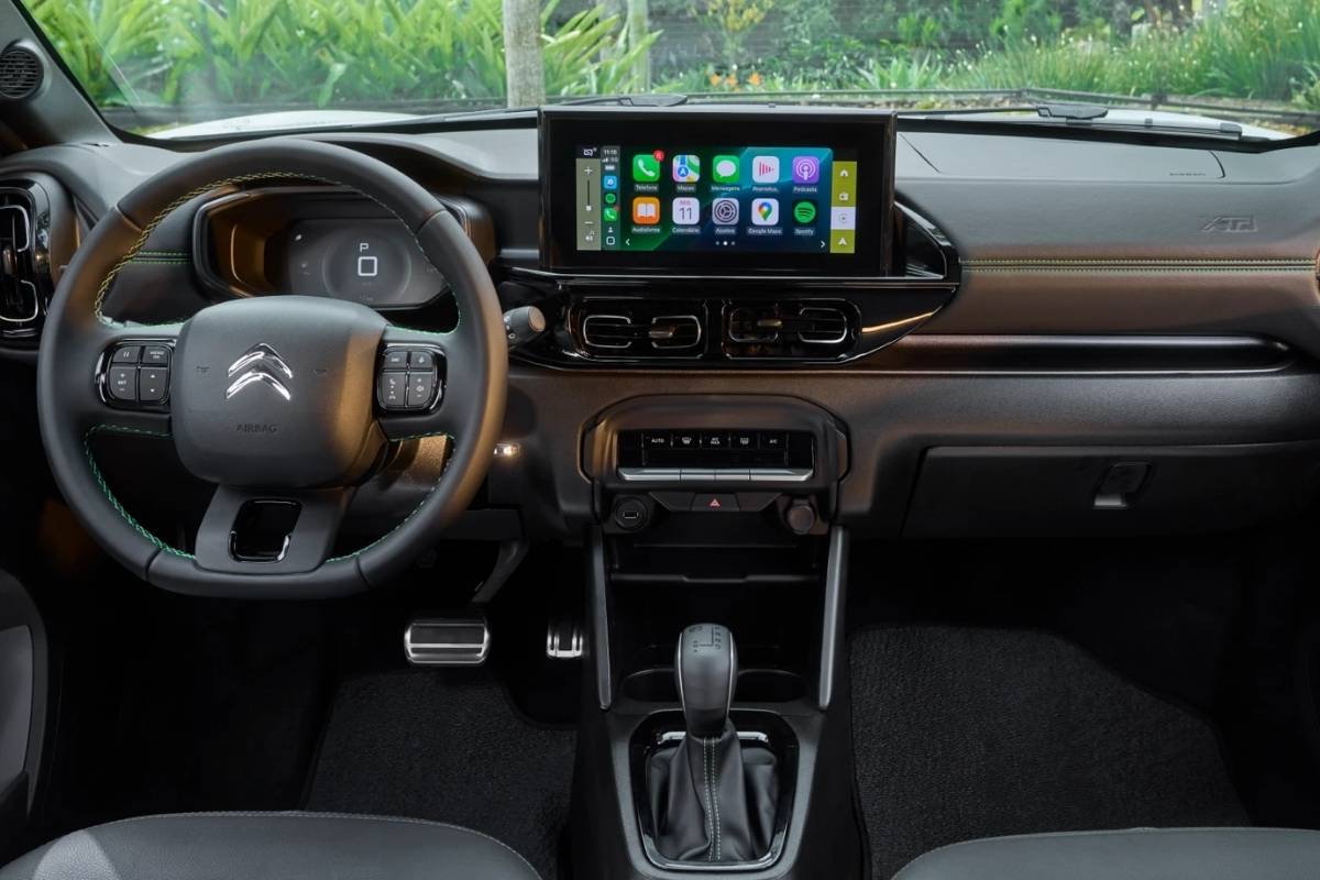 Interior do Citroën Aircross Shine