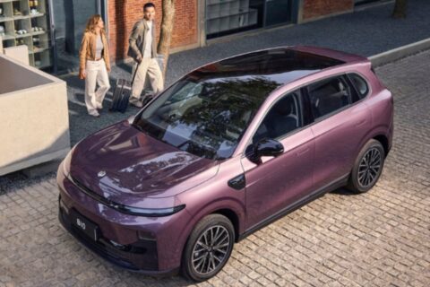 Leapmotor B10 REEV chega à rede em setembro com 900 km de autonomia e 86 km só na bateria