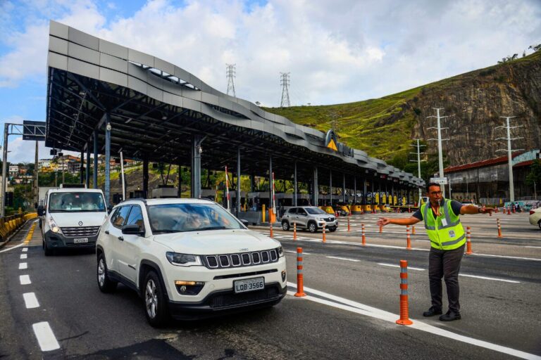 Free Flow é um sistema de pedágio eletrônico sem cancelas que elimina as praças físicas tradicionais, facilitando o processo. (Imagem: Fernando Frazão / Agência Brasil)