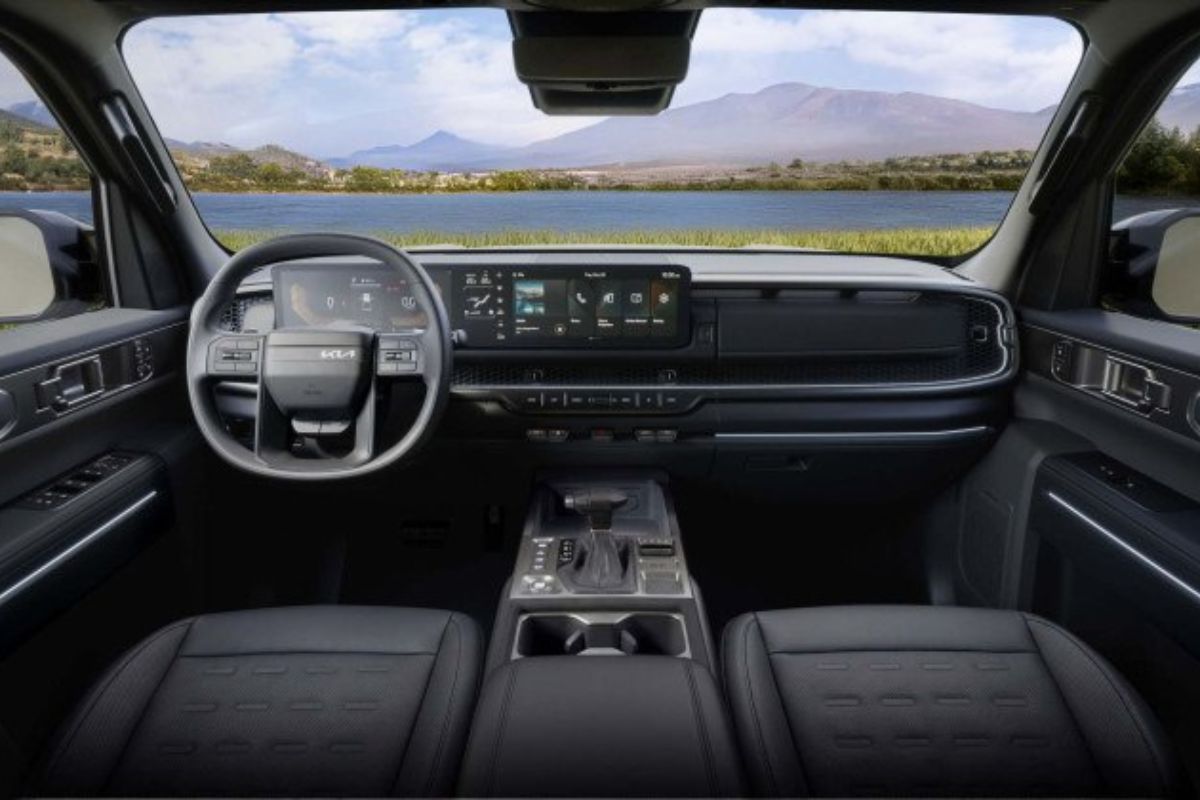 Kia Tasman é uma picape que reúne força e tecnologia.