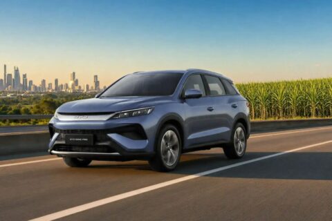 BYD Song Pro flex estreia com até 120 km elétricos e abre nova pressão sobre Haval H6 e Corolla Cross