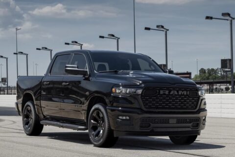 Ram 1500 Big Horn custa R$ 449.990 e fica R$ 34 mil abaixo da Chevrolet Silverado e R$ 90.010 abaixo da Ford F-150 Lariat na disputa de preços entre picapes grandes