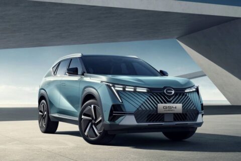 GAC GS4 híbrido cai R$ 22 mil, vai a R$ 169.990 e entrega 235 cv