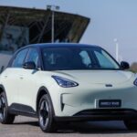 Geely EX2 cobra R$ 637 menos que Dolphin Mini nas revisões até 60 mil km