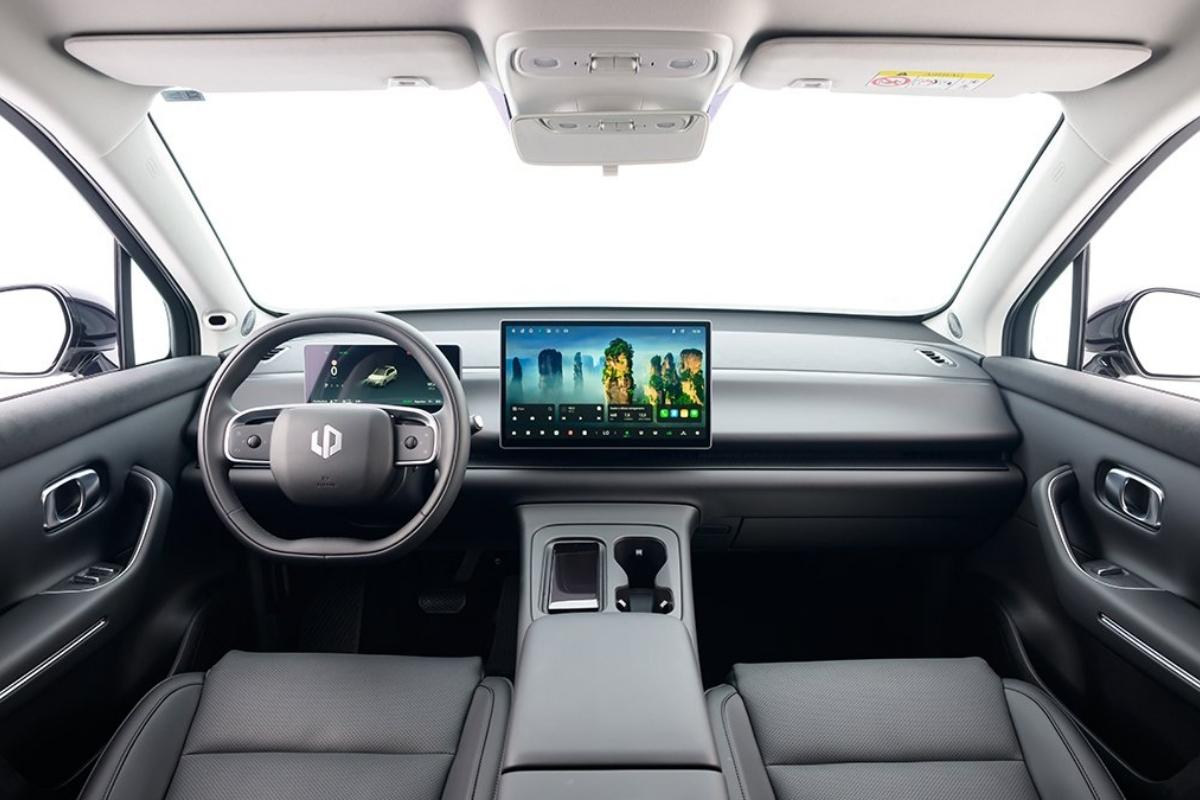 Interior do Leapmotor C10 Ultra-Híbrido REEV