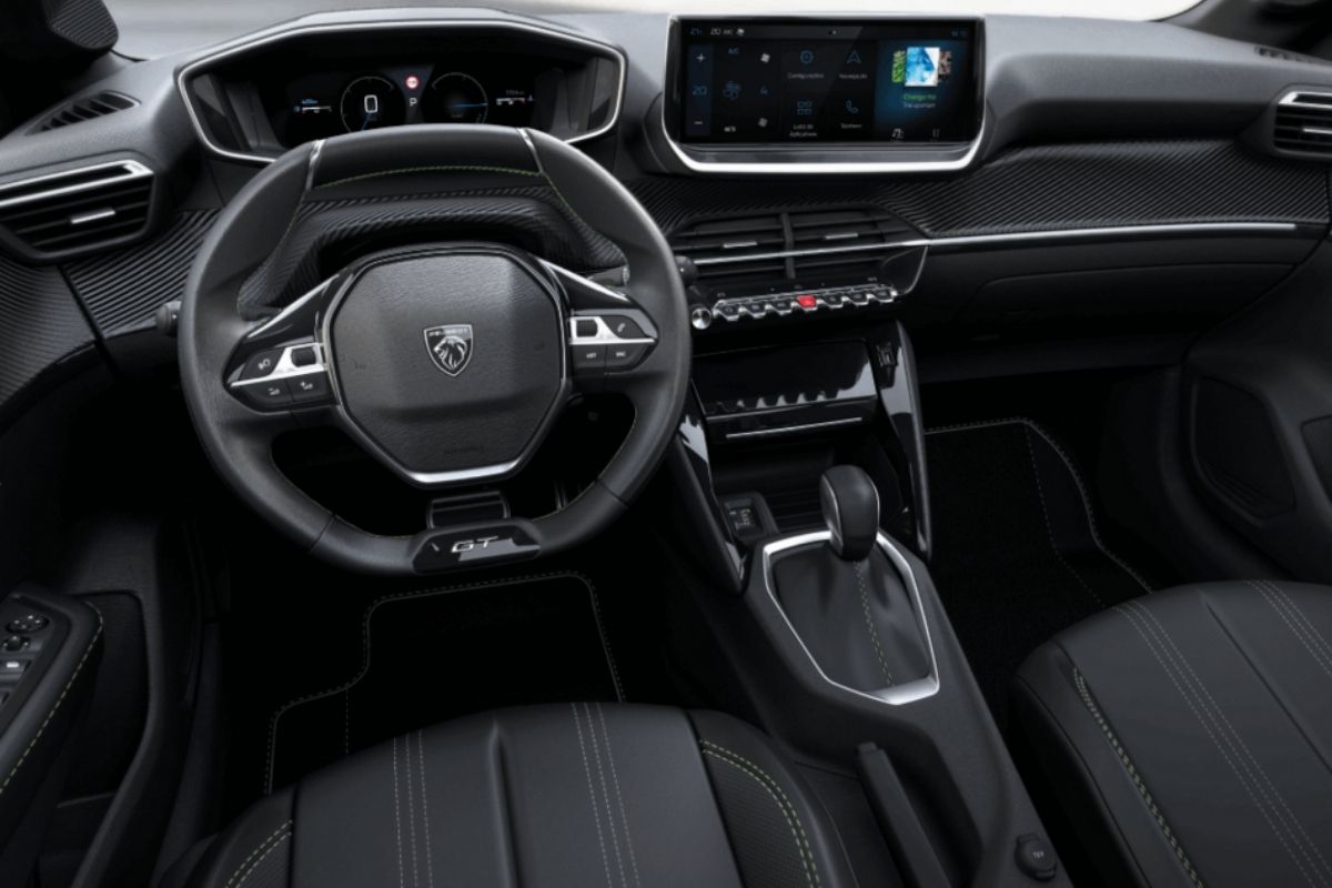 Peugeot 2008 Active Turbo 200 AT