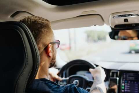 Consulta do histórico de carro usado na Senatran permite 5 pesquisas por usuário, mas exige placa, Renavam e CPF ou CNPJ do dono, sem acesso somente pela placa
