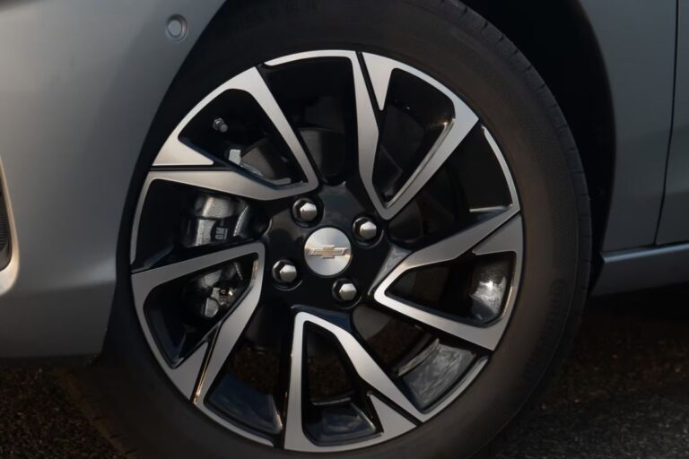 (Detalhe da roda) Chevrolet Onix Premier 1.0