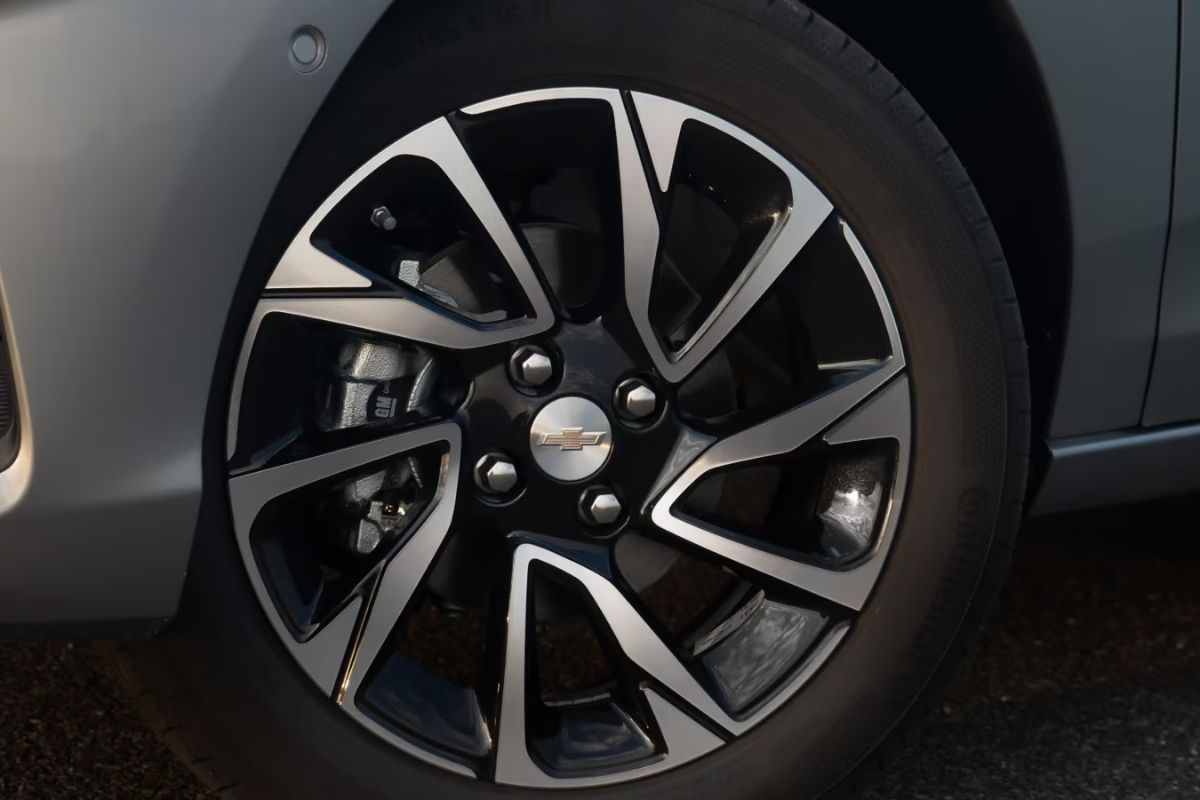 (Detalhe da roda) Chevrolet Onix Premier 1.0