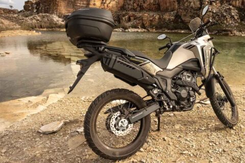 Honda Sahara 300 ultrapassa a Yamaha Lander 250 após alta de 24% nas vendas de setembro e deixa a Tornado 300 ainda mais distante, alterando a ordem das trails de média cilindrada