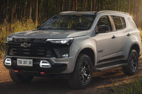 Trailblazer Midnight 2027 entrega 52 kgfm de torque no motor diesel, supera Toyota SW4 por 1,1 e GWM Haval H9 por 3,1 entre três SUVs 4×4 de sete lugares
