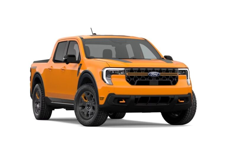 Ford Maverick Tremor amarela
