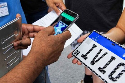Consulta de recall de carro usado no portal Senatran aceita placa ou chassi, dispensa Renavam e CPF do proprietário e mostra campanhas pendentes registradas desde 2011